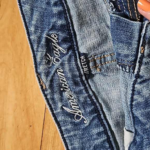American Eagle Sz4 Demin Shorts - Picture 3 of 4